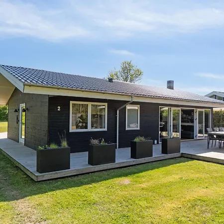 Holiday home Keti - 50m From The Sea In Ne Jutland By Interhome *